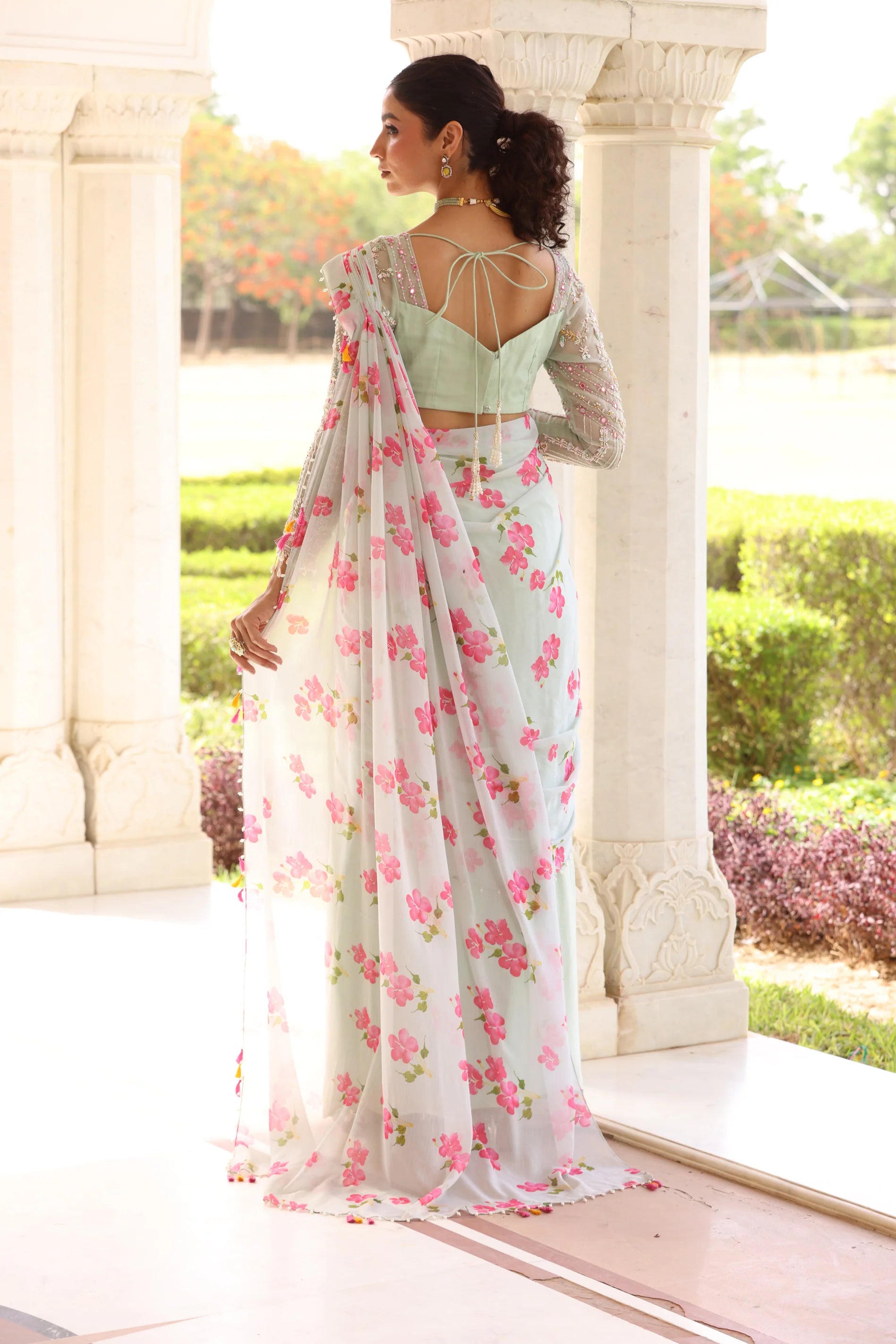 Daisy Drape Saree