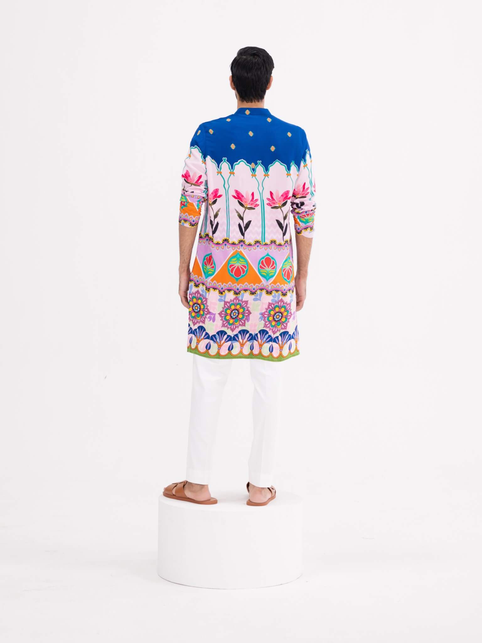 Rang 2.0 Blue Lotus Kurta With White Pants