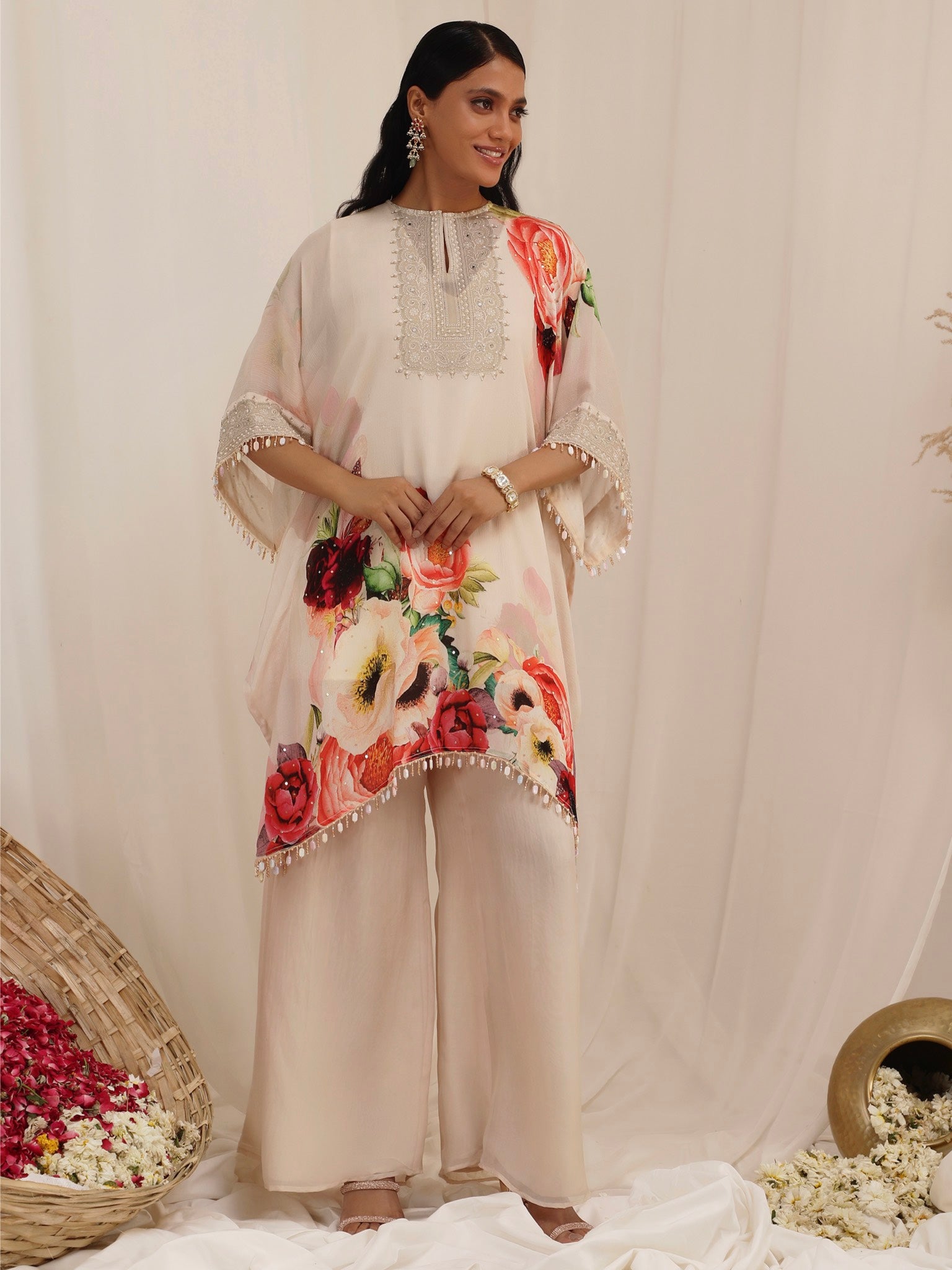 Gul Dasta Kaftan Set