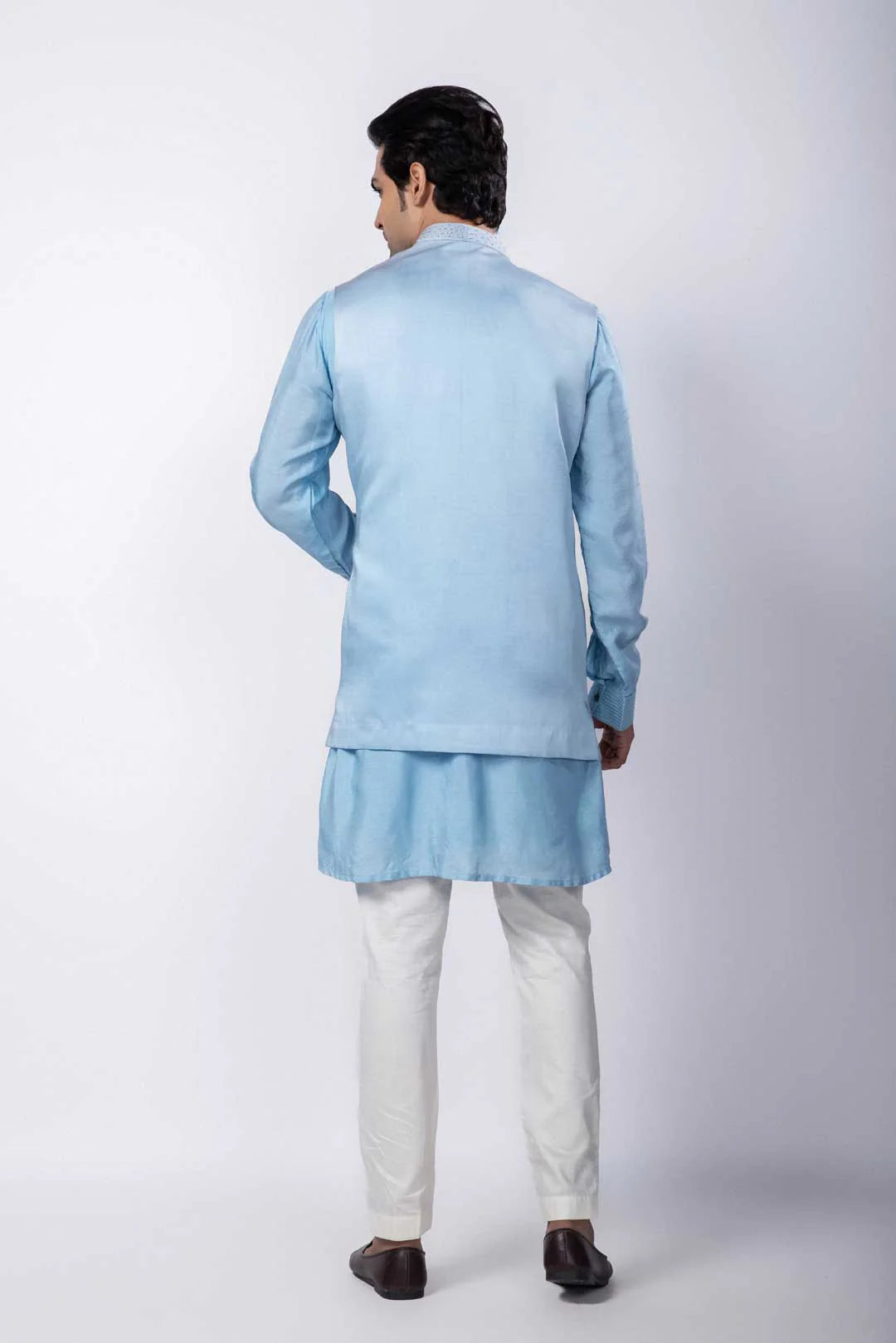 Nayan Nehru And Raahi Kurta Set