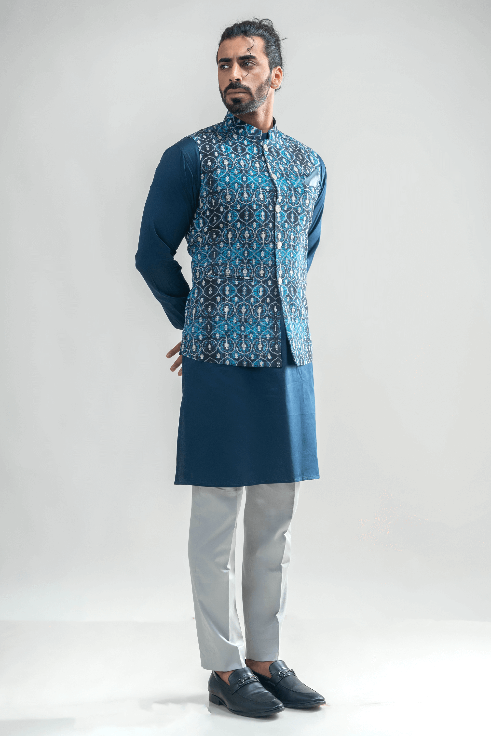 Navy Motif Printed Bundi